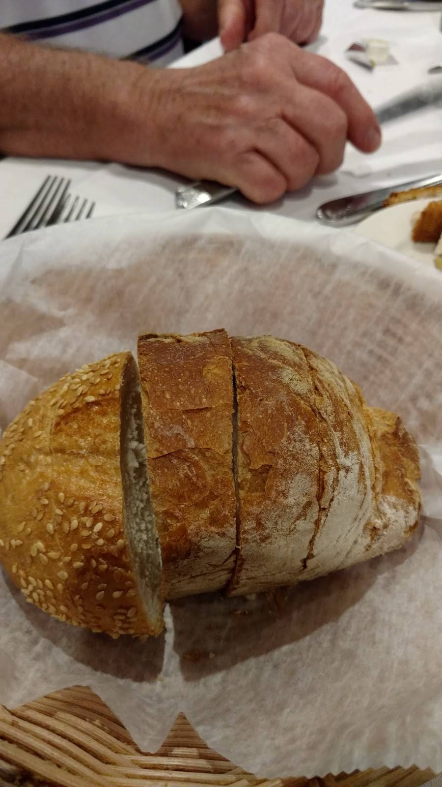 Psistaria Greek Taverna | restaurant | 4711 W Touhy Ave, Lincolnwood, IL 60712, USA | 8476769400 OR +1 847-676-9400