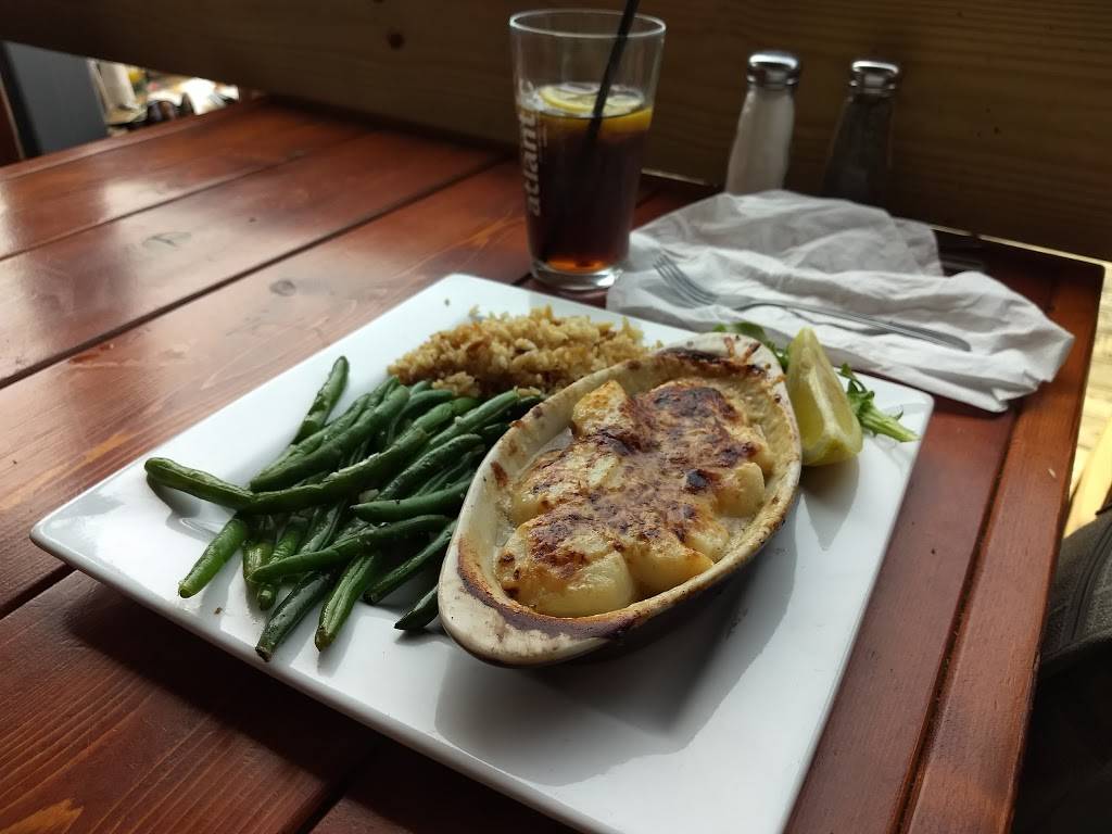 High Tide Restaurant and Bar | restaurant | 5 S Main St, Brewer, ME 04412, USA | 2079893300 OR +1 207-989-3300