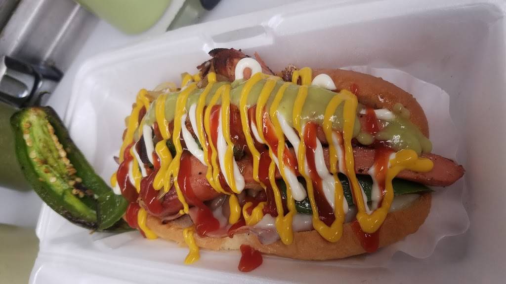 THE HOTDOG PARLOR LLC | meal takeaway | 3017 W 10th St, Greeley, CO 80631, USA | 6028659683 OR +1 602-865-9683