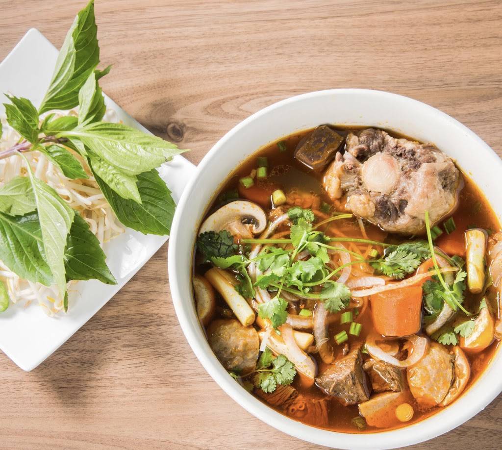 Thuys Pho | restaurant | 10435 Pacific Ave S, Tacoma, WA 98444, USA | 2535488886 OR +1 253-548-8886