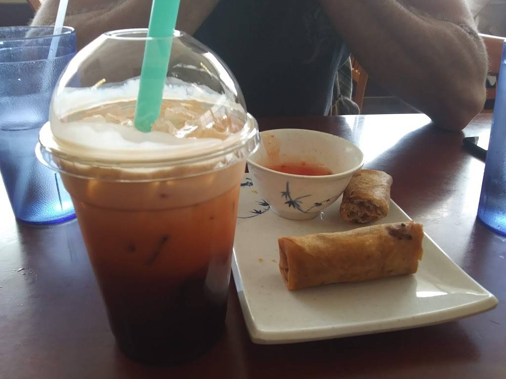 Pho 515 | restaurant | 801 University Ave, Des Moines, IA 50314, USA | 5152432434 OR +1 515-243-2434