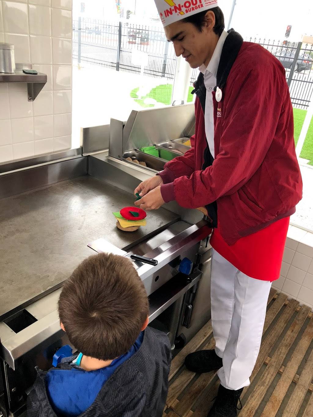 The Original In-N-Out Burger | restaurant | 13766 Francisquito Ave, Baldwin Park, CA 91706, USA | 8007861000 OR +1 800-786-1000