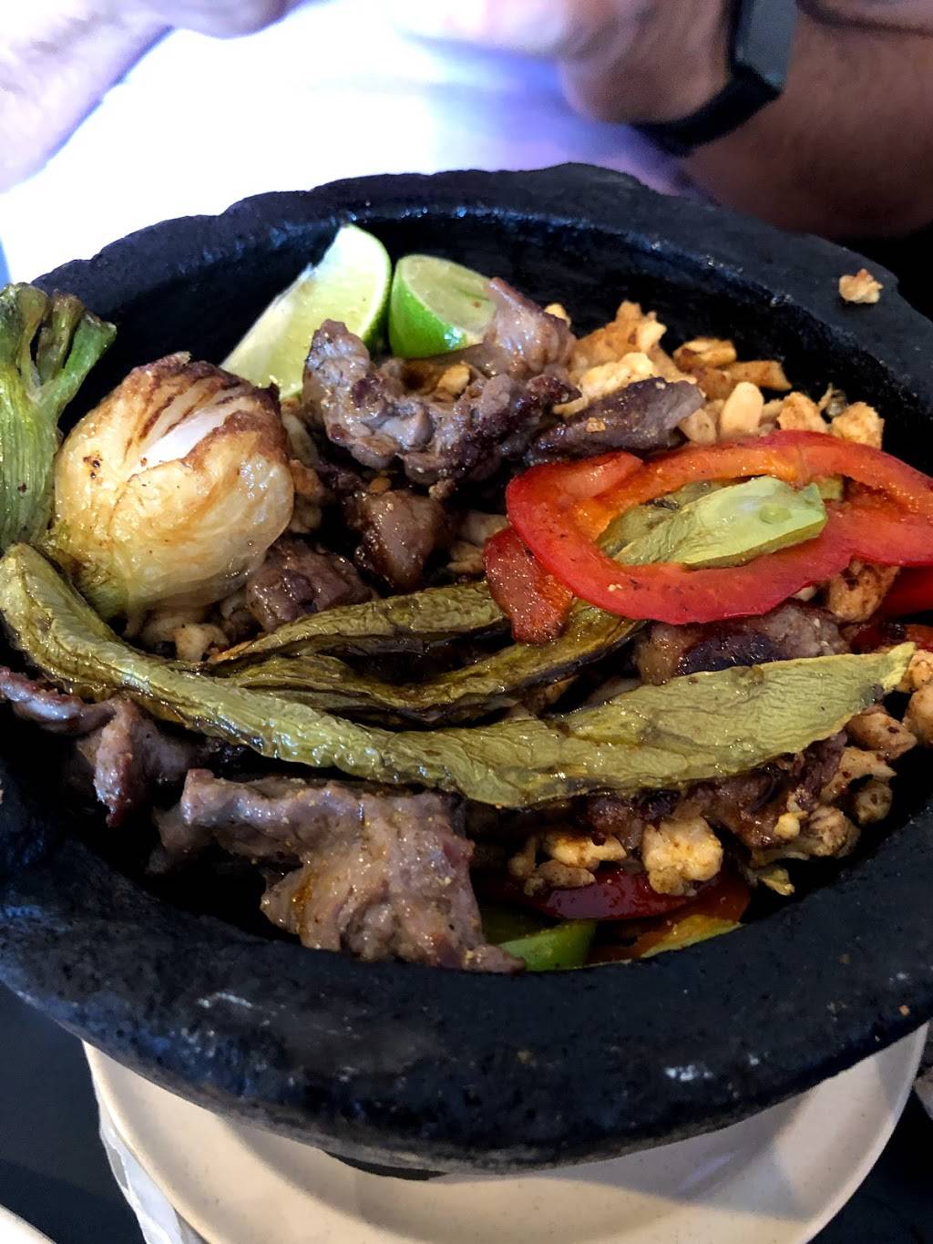 Arandas Tacos | restaurant | 2410 W 76 Country Blvd UNIT A, Branson, MO 65616, USA | 4173344949 OR +1 417-334-4949