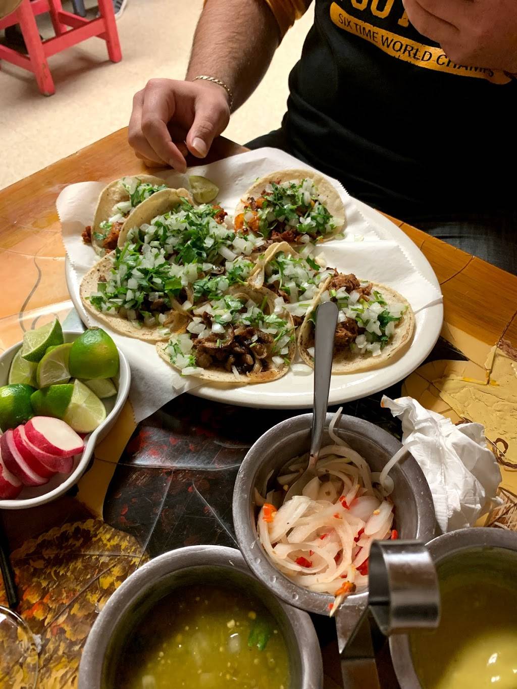 Tacos Chabelita | restaurant | 30502-30700 S Dual Hwy, Laurel, DE 19956, USA | 3028754100 OR +1 302-875-4100