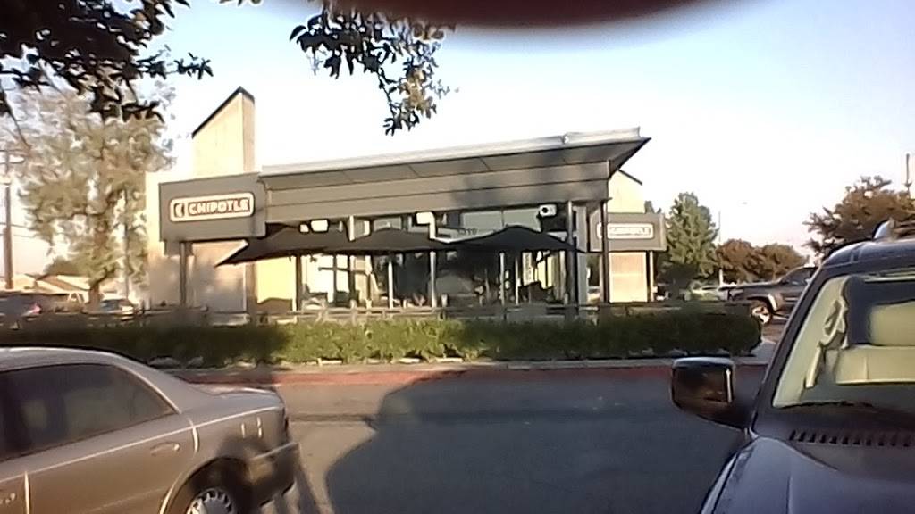 Chipotle Mexican Grill | restaurant | 5310 Lakewood Blvd, Lakewood, CA 90712, USA | 5627908786 OR +1 562-790-8786