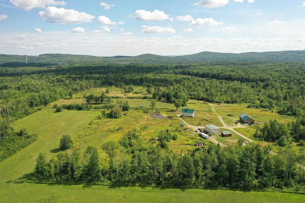 Rock Maple Farm | meal takeaway | 104 Norton Hill Rd, Dover-Foxcroft, ME 04426, USA | 2073430639 OR +1 207-343-0639