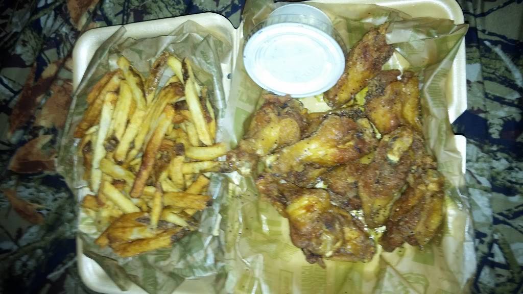 Wingstop | restaurant | 12100 Veterans Memorial Dr f, Houston, TX 77067, USA | 2814409464 OR +1 281-440-9464