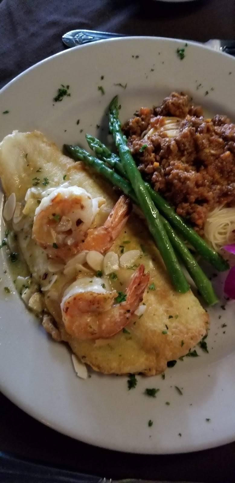 Ruggeris Italian Ristorante | restaurant | 32 Village Ln, Colleyville, TX 76034, USA | 8175037373 OR +1 817-503-7373