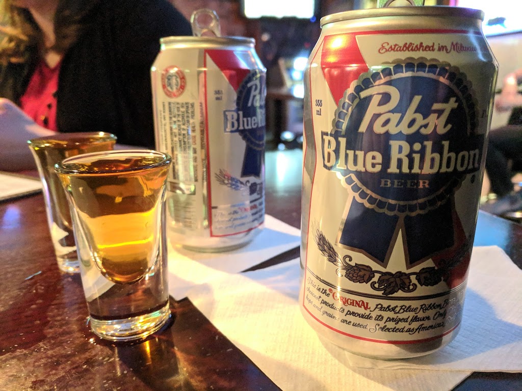 Stocks & Blondes | restaurant | 40 N Wells St, Chicago, IL 60606, USA | 3123723725 OR +1 312-372-3725