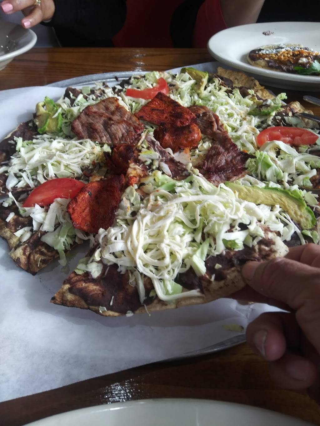 El Anafre Restaurant | restaurant | 12556 Lambert Rd #C, Whittier, CA 90606, USA | 5622735702 OR +1 562-273-5702