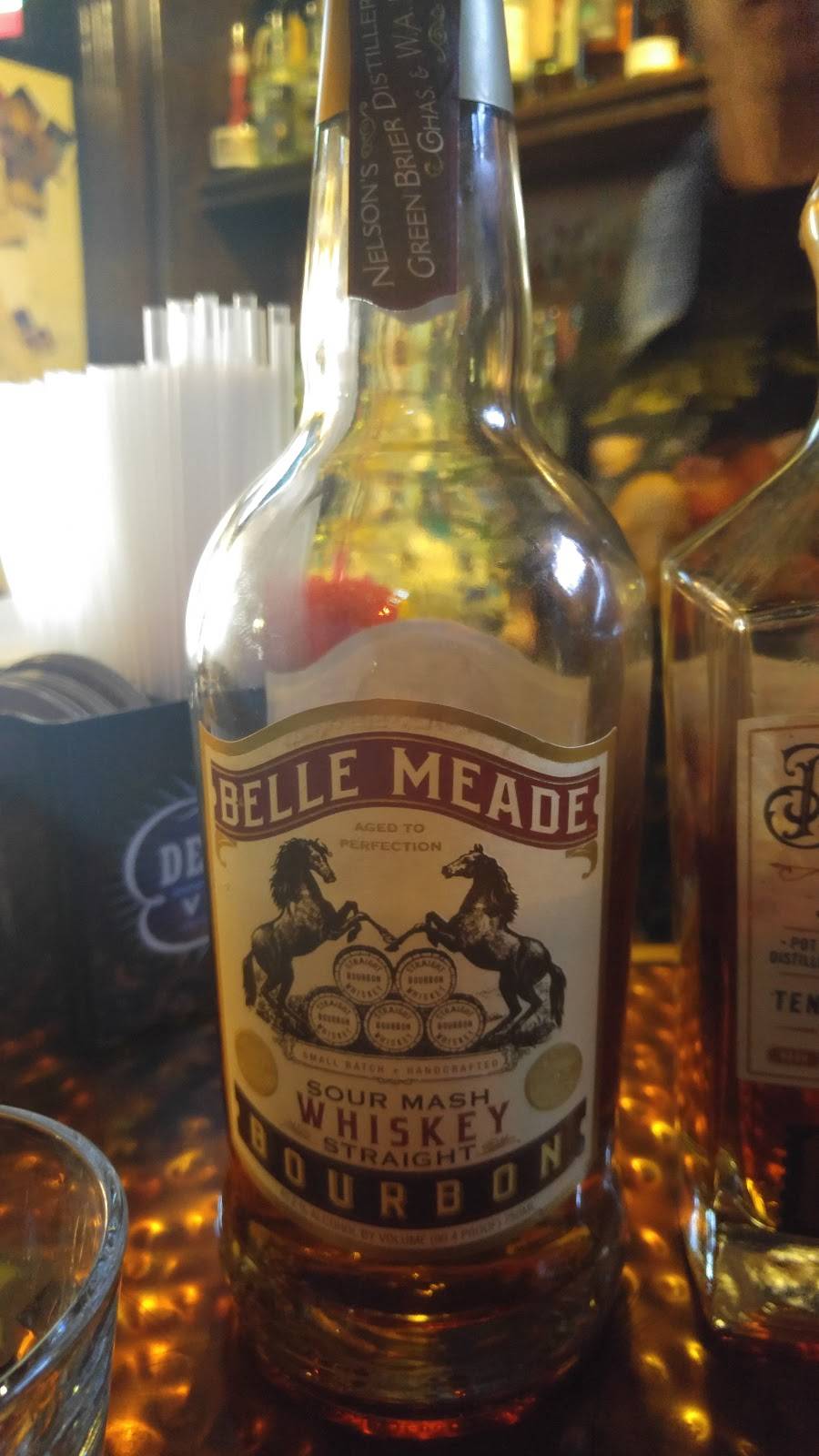 3 Crow Bar | restaurant | 1024 Woodland St, Nashville, TN 37206, USA | 6152623345 OR +1 615-262-3345