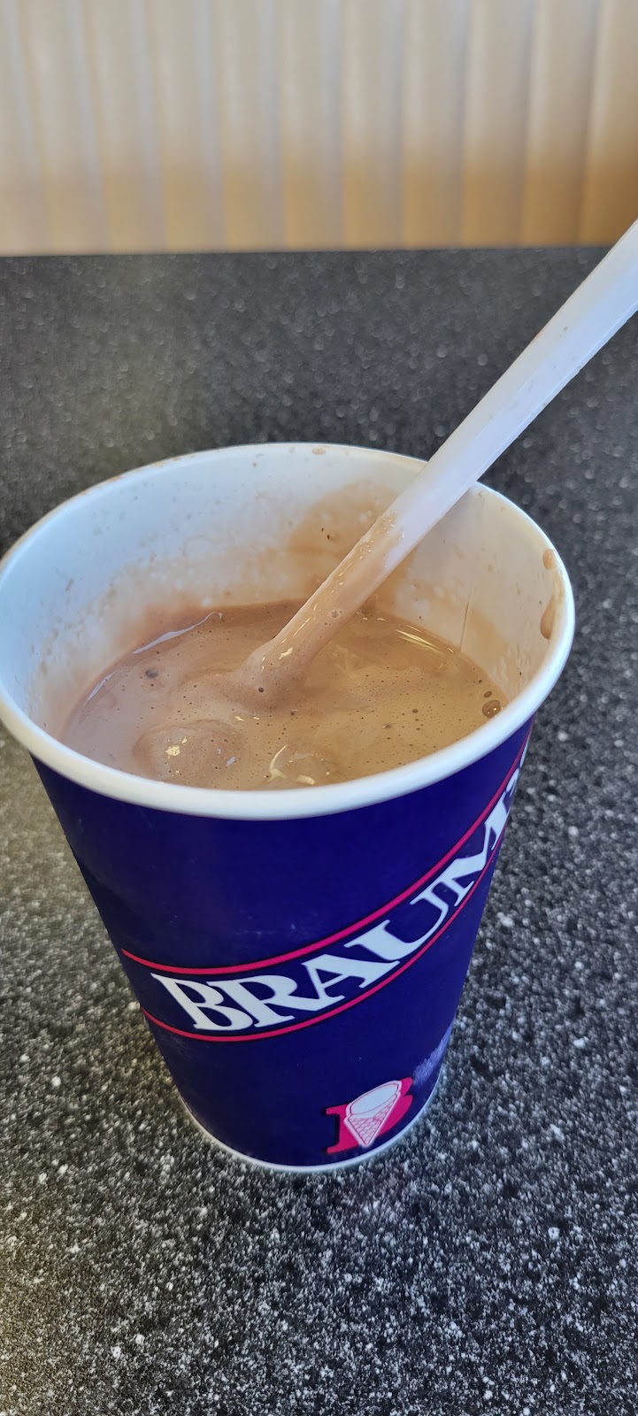 Braums Ice Cream & Dairy Store | restaurant | 1500 N Kansas Ave, Liberal, KS 67901, USA | 6206267592 OR +1 620-626-7592