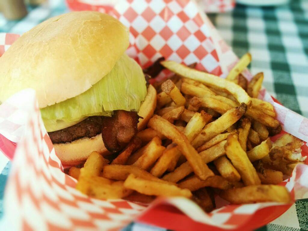 St. Johns Bar & Grill | restaurant | 510 Lawrence Expy, Sunnyvale, CA 94085, USA | 4087388515 OR +1 408-738-8515