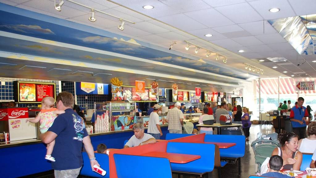 Adventureland Restaurant | meal takeaway | 2245 Broadhollow Rd, Farmingdale, NY 11735, USA | 6316946868 OR +1 631-694-6868