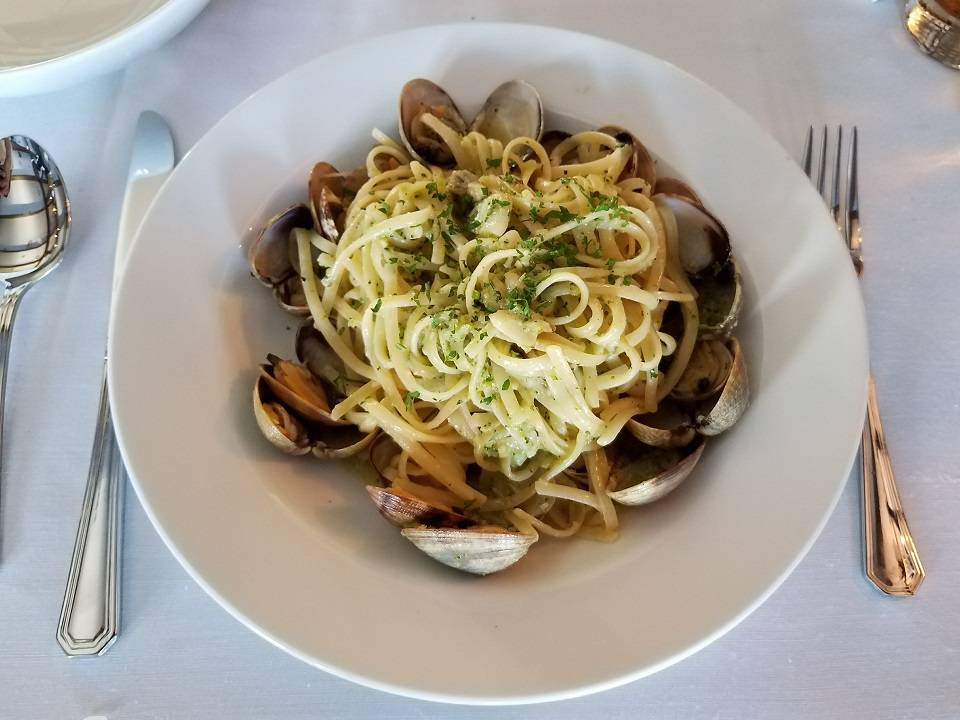 Limoncello Trattoria & Bar | restaurant | 229 Woodcleft Ave, Freeport, NY 11520, USA | 5162239600 OR +1 516-223-9600