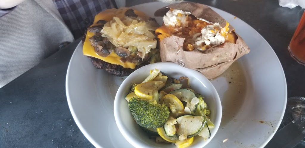 Dodge City SteakHouse | restaurant | 2139 Rockford St, Mt Airy, NC 27030, USA | 3367553032 OR +1 336-755-3032