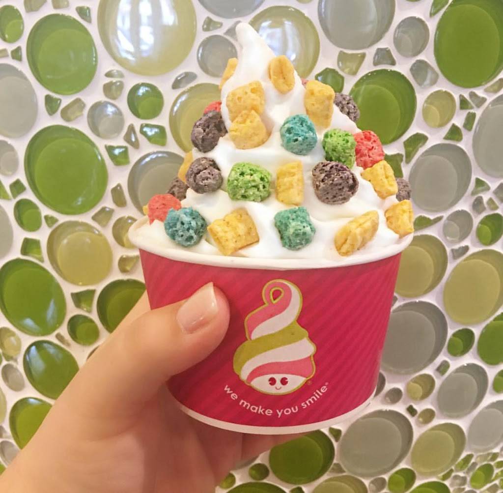 Menchies Frozen Yogurt | restaurant | 999 E Basse Rd #177, San Antonio, TX 78209, USA | 2108241104 OR +1 210-824-1104
