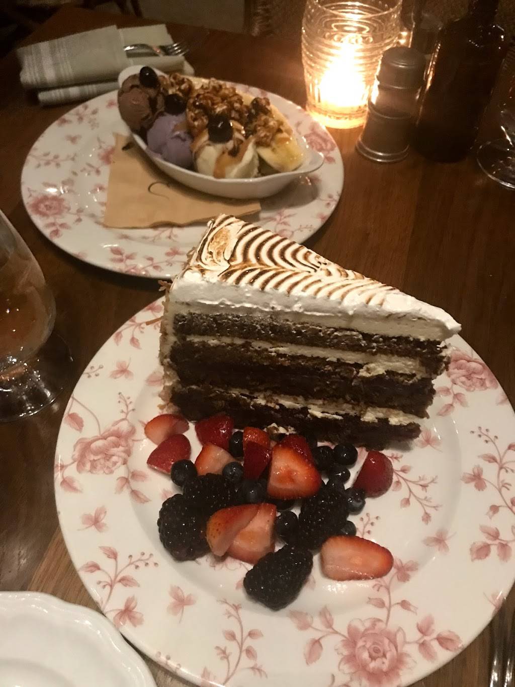 Emmaline | restaurant | 3210 W Dallas St, Houston, TX 77019, USA | 7135233210 OR +1 713-523-3210