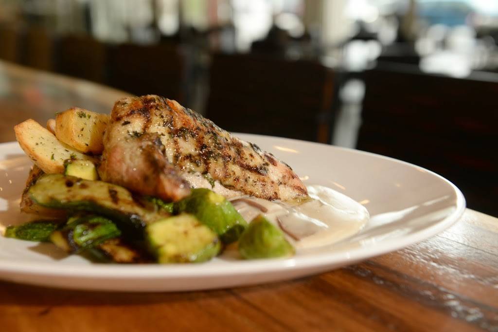 Sausalito on Ninth | restaurant | 1360 E 9th St suite 125, Cleveland, OH 44114, USA | 2166962233 OR +1 216-696-2233