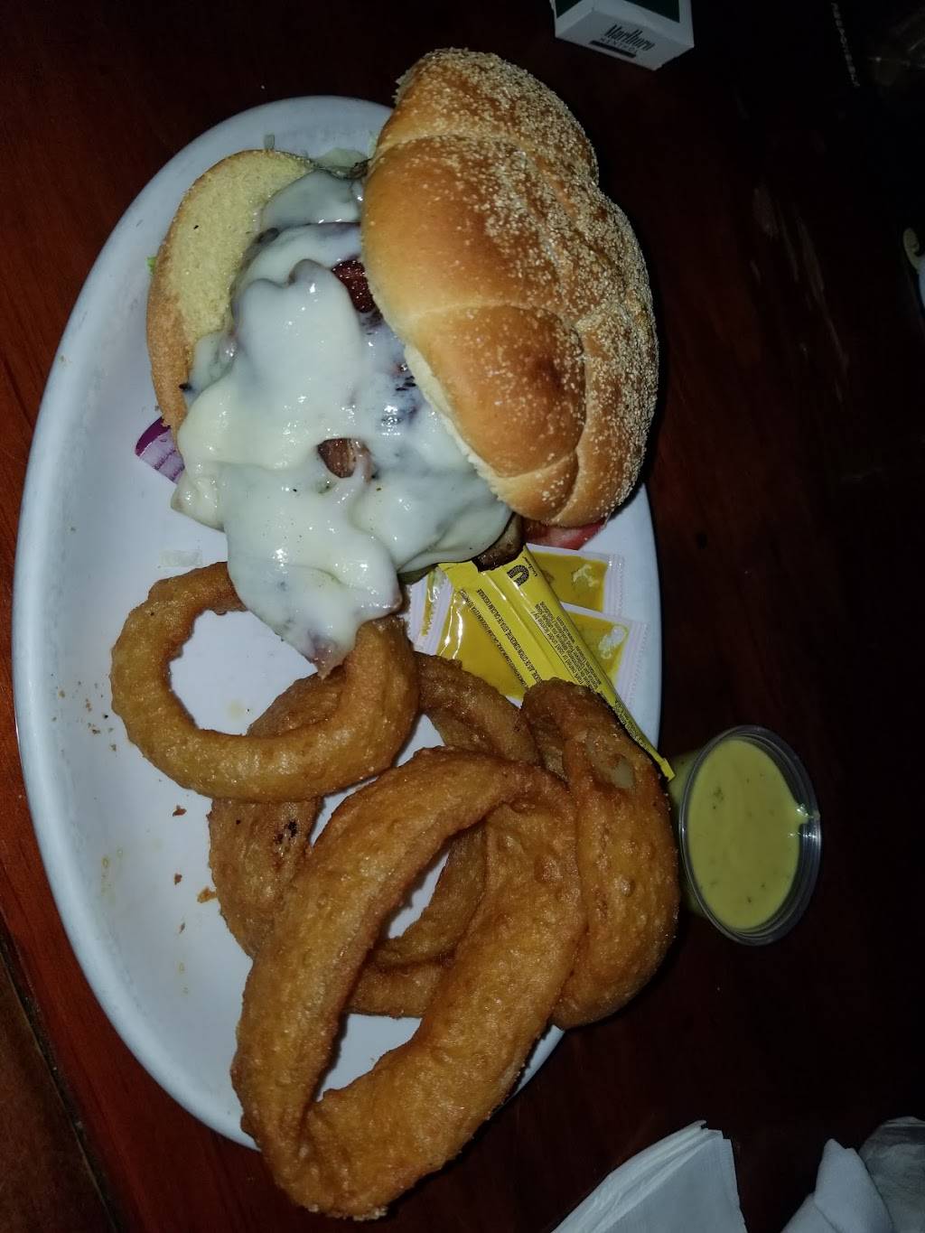 The Stables Downtown Grill | restaurant | 206 N Spring St, Tupelo, MS 38804, USA | 6628401100 OR +1 662-840-1100