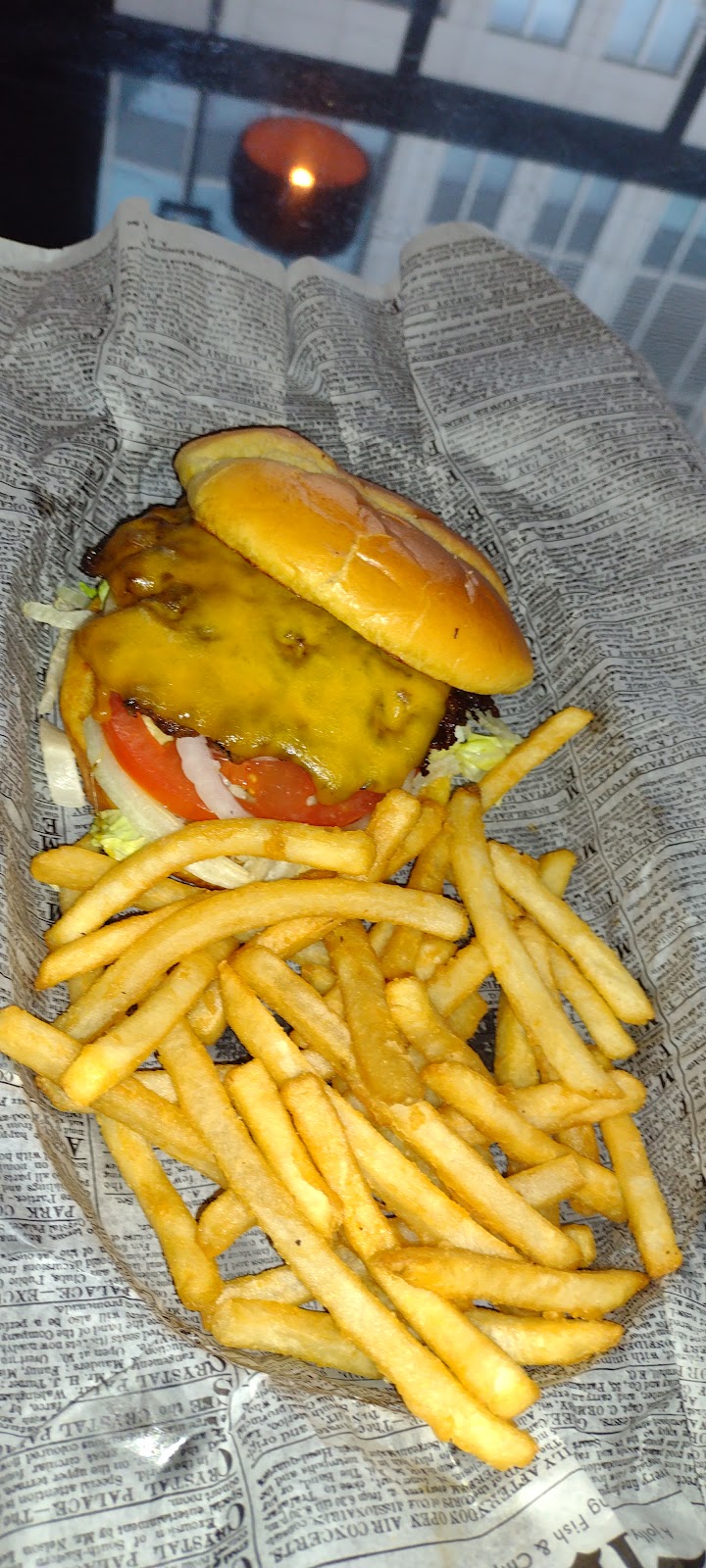 In Between Tavern | restaurant | 307 Sycamore St, Cincinnati, OH 45202, USA | 5136217009 OR +1 513-621-7009