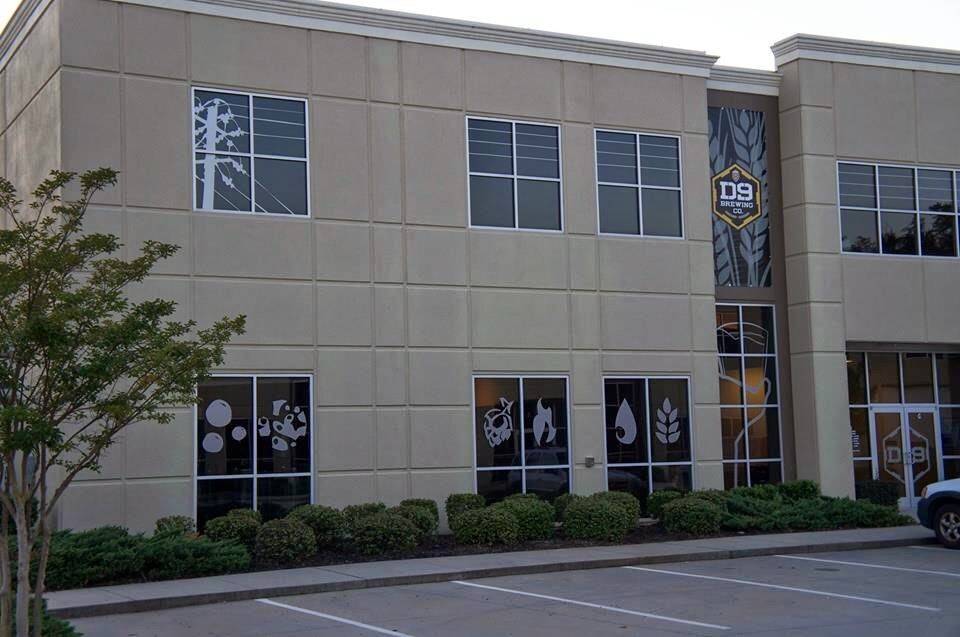 D9 Brewing Lake Norman | restaurant | 11138 Treynorth Dr, Cornelius, NC 28031, USA | 7042477200 OR +1 704-247-7200