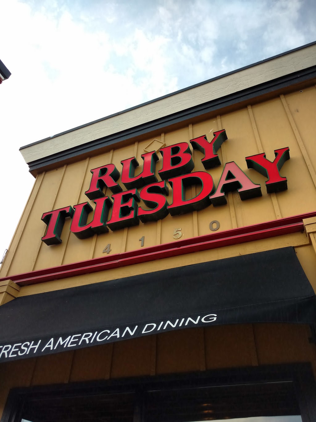 Ruby Tuesday | restaurant | 4150 N Fwy Rd, Pueblo, CO 81008, USA | 7195421722 OR +1 719-542-1722