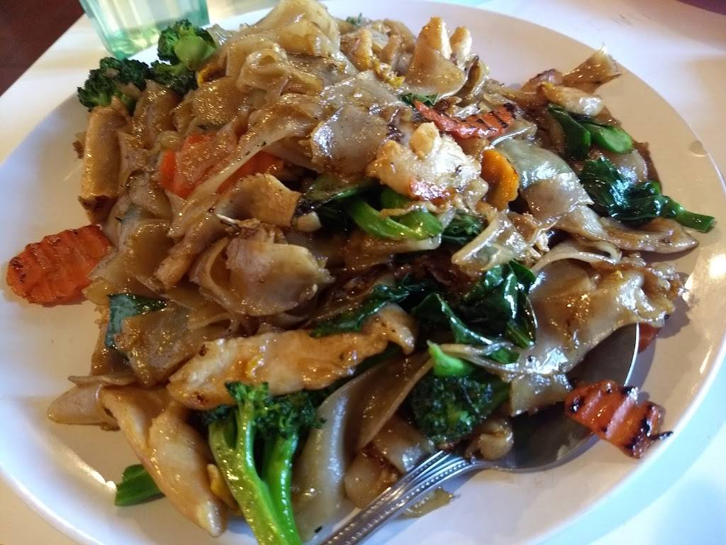 Prik Kee Noo Thai Kitchen | restaurant | 16920 E Gladstone St, Azusa, CA 91702, USA | 6268043830 OR +1 626-804-3830