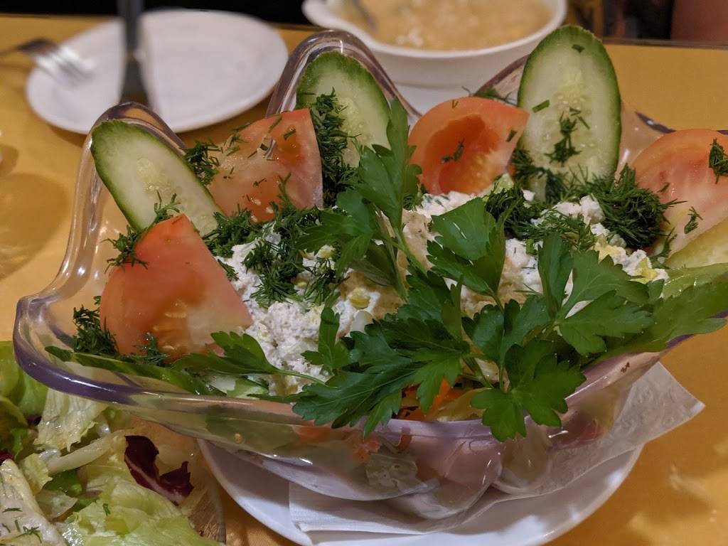 Amber European Restaurant | restaurant | 2372 Bloor St W, Toronto, ON M6S 1P5, Canada | 4167636164 OR +1 416-763-6164