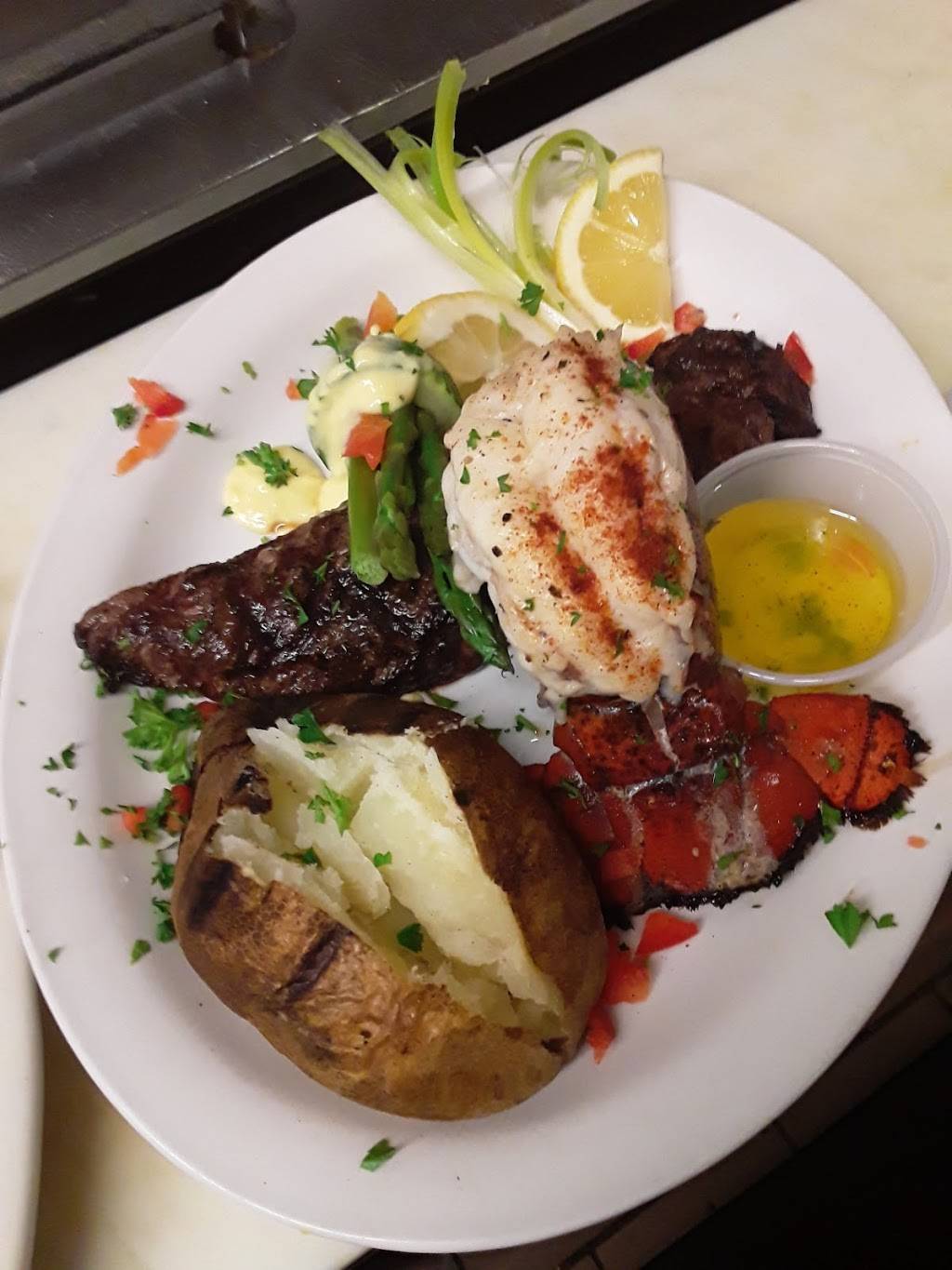 The Shang Sports Bar and Grill | restaurant | 2517 Olympic Hwy N, Shelton, WA 98584, USA | 3604270561 OR +1 360-427-0561