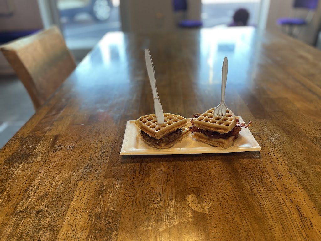 Love Is Key Food And Dessert Innovation | restaurant | 3000 Troost Ave, Kansas City, MO 64109, USA | 8165690440 OR +1 816-569-0440