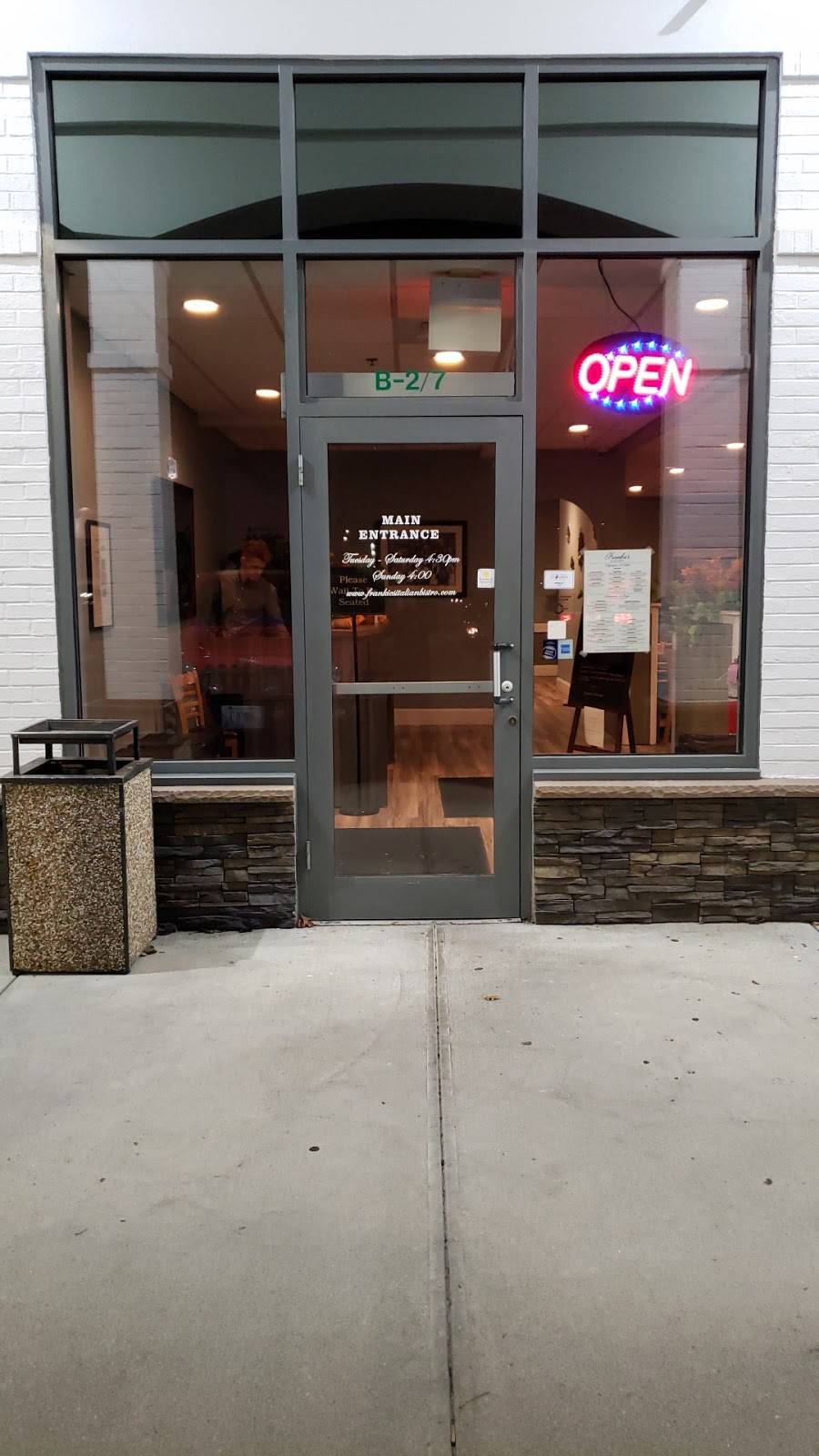 Frankies Italian Pizzeria | restaurant | 1051 Ten Rod Rd, North Kingstown, RI 02852, USA | 4012952500 OR +1 401-295-2500