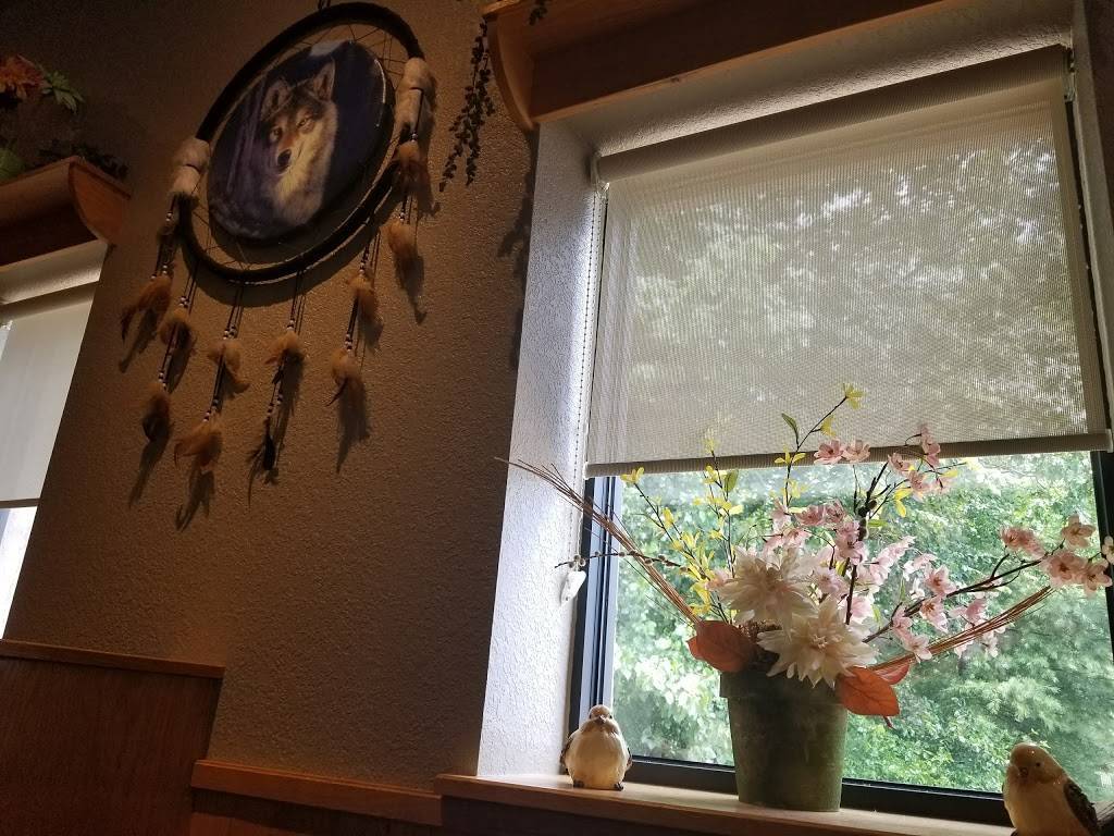 Hungry Wolf | restaurant | 20400 E Austin Rd, Manchester, MI 48158, USA | 7344289380 OR +1 734-428-9380