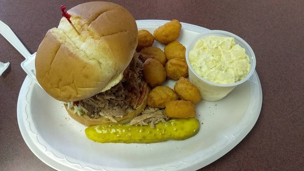 Hickory Cabin Seasoning Company | restaurant | 105 Joy St, Sevierville, TN 37862, USA | 8659082400 OR +1 865-908-2400