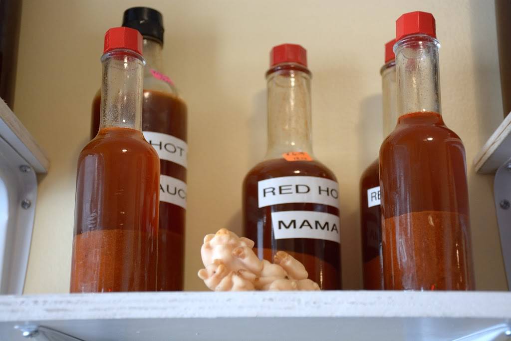 W & W BBQ | restaurant | 264 Curt Rd, New Hope, AL 35760, USA | 2567232835 OR +1 256-723-2835