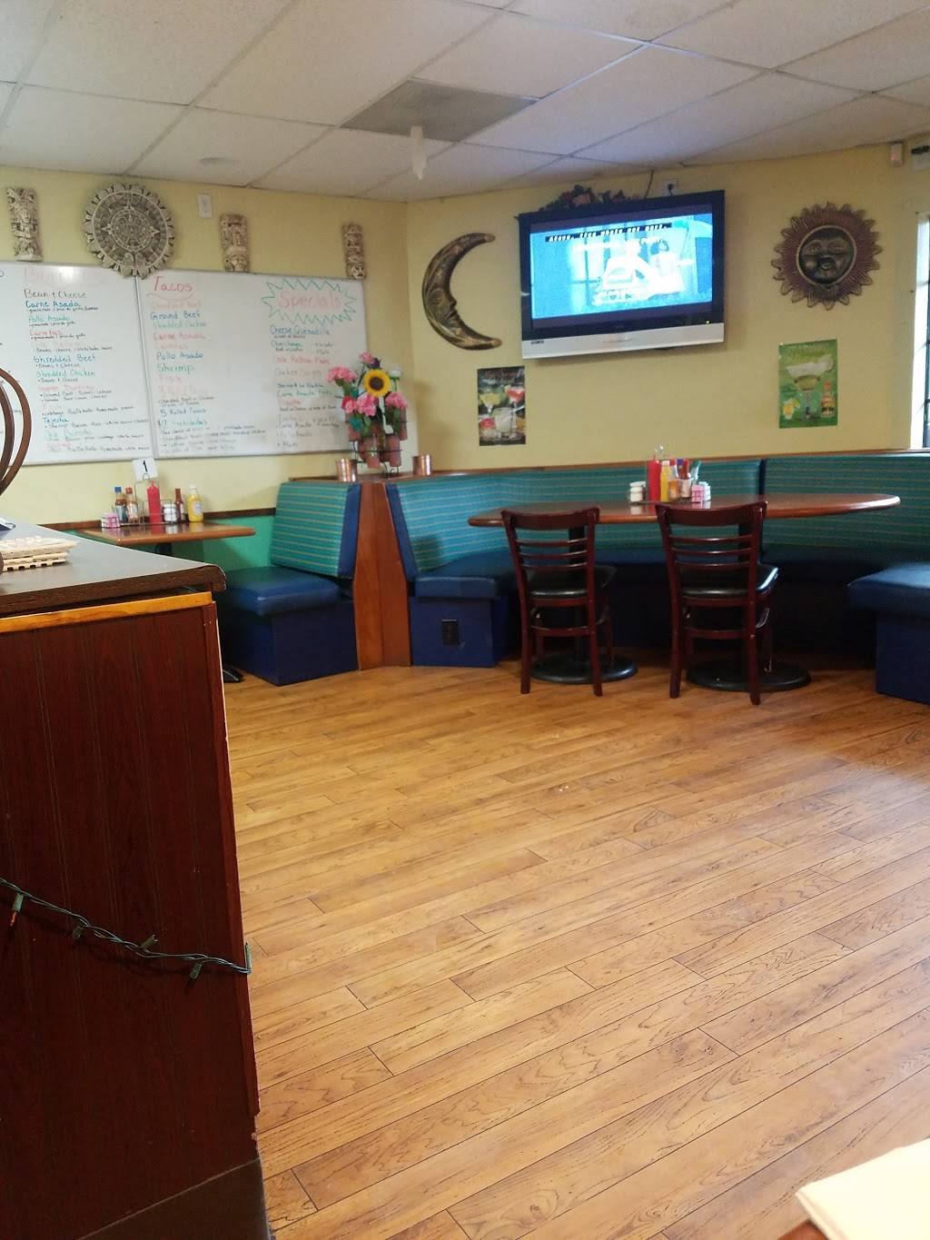 Veronicas Kitchen | restaurant | 24680 Viejas Grade Rd, Descanso, CA 91916, USA | 6194453804 OR +1 619-445-3804