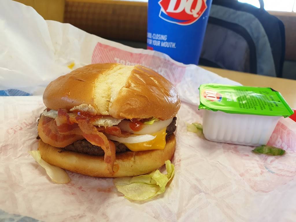 Dairy Queen Grill & Chill | restaurant | 404 N 114th St, Omaha, NE 68154, USA | 4023334623 OR +1 402-333-4623