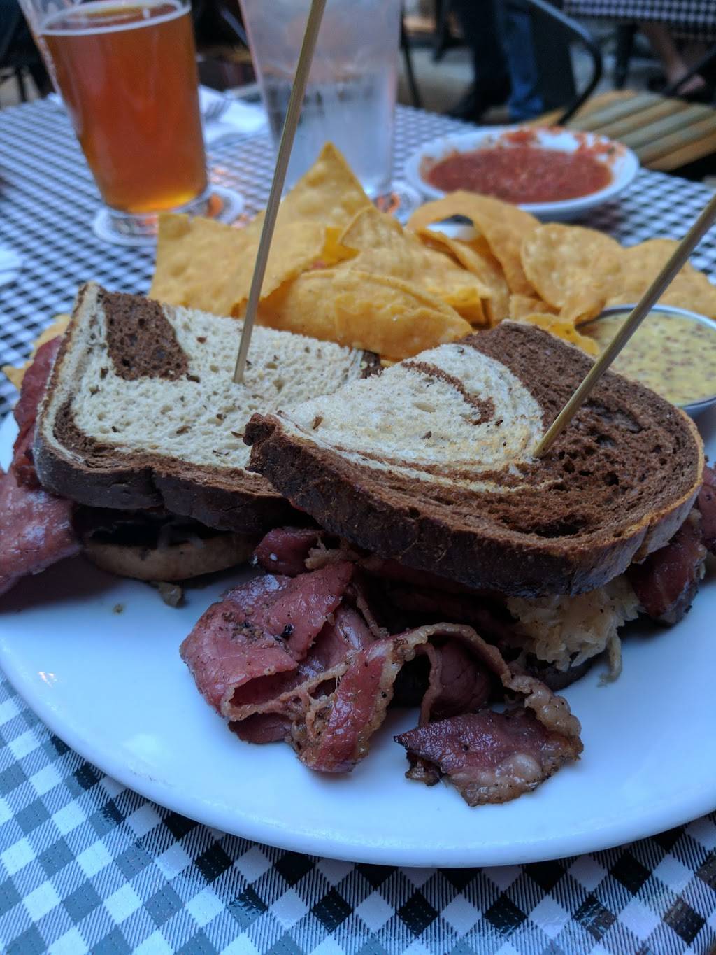 Portsmouth Brewery | restaurant | 56 Market St, Portsmouth, NH 03801, USA | 6034311115 OR +1 603-431-1115