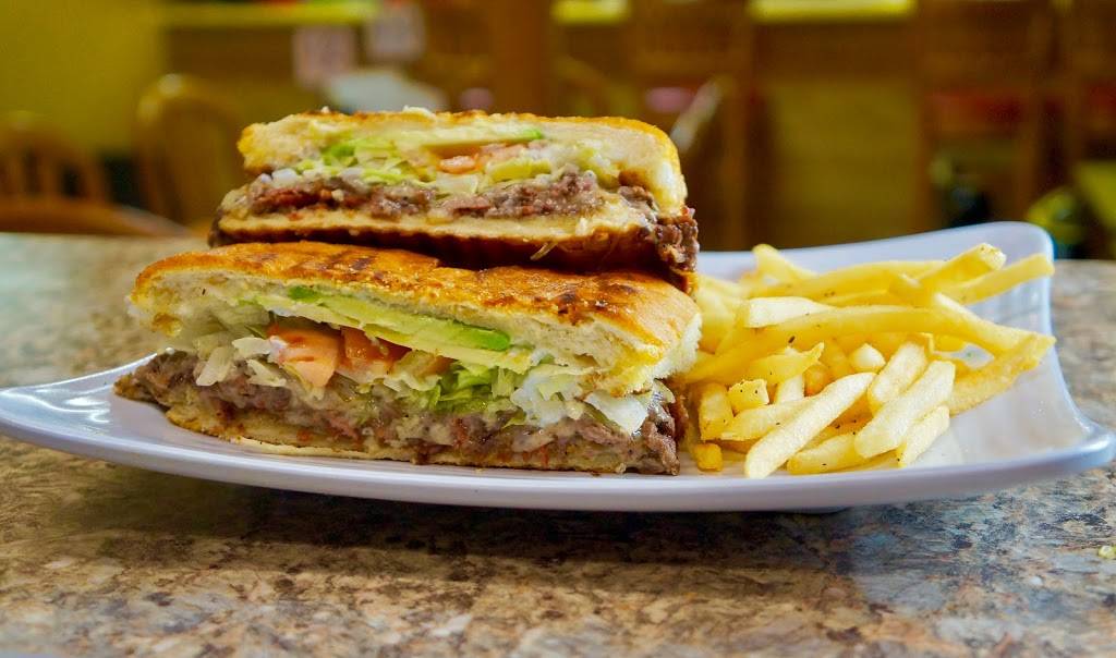 La Torteria y Mas | restaurant | 2717 Hillcrest Dr, San Antonio, TX 78228, USA | 2107585030 OR +1 210-758-5030