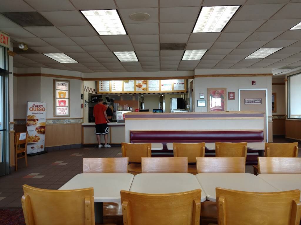 Wendys | restaurant | 12793 N, US-131, Schoolcraft, MI 49087, USA | 2696793922 OR +1 269-679-3922