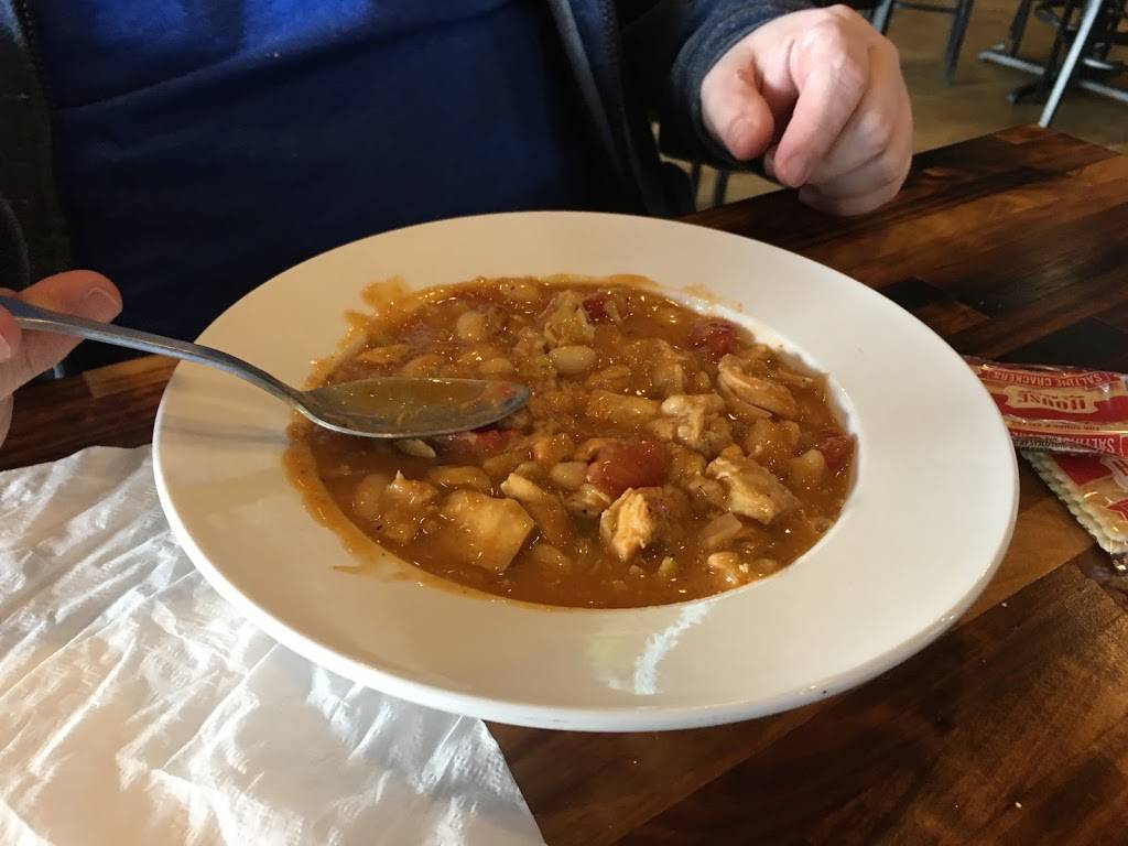 McQuarters Pub | restaurant | 700 Broadway Ave, East Dr Ste 25, Mattoon, IL 61938, USA | 2172404395 OR +1 217-240-4395