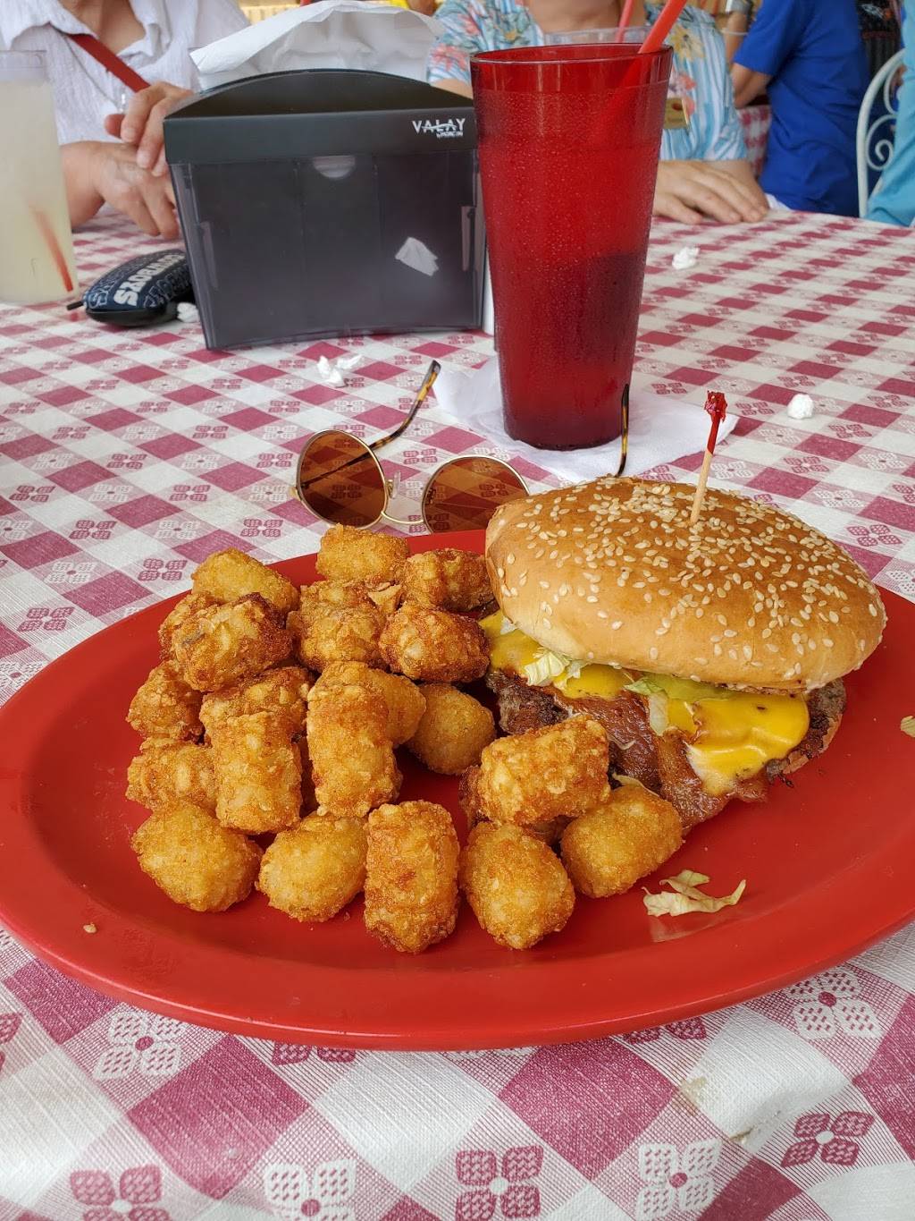 Hot Rods Diner | restaurant | 208 Village Circle, Social Circle, GA 30025, USA | 7704643464 OR +1 770-464-3464