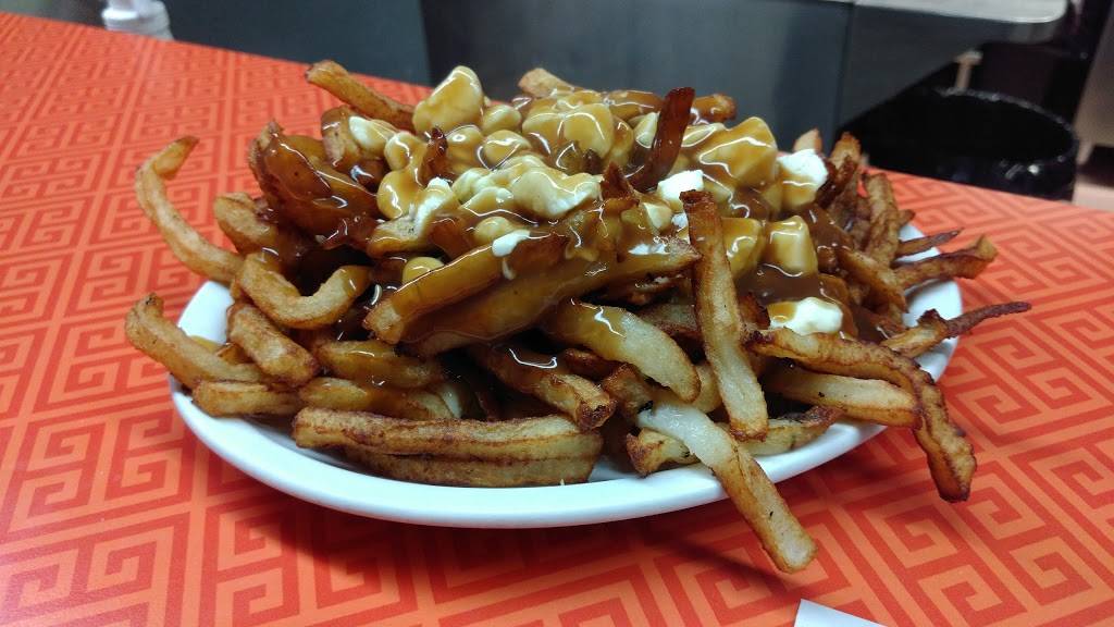 Restaurant Ti-Polo | restaurant | Rt Canada, 100 Hwy 133, Henryville, QC J0J 1E0, Canada | 4502992424 OR +1 450-299-2424