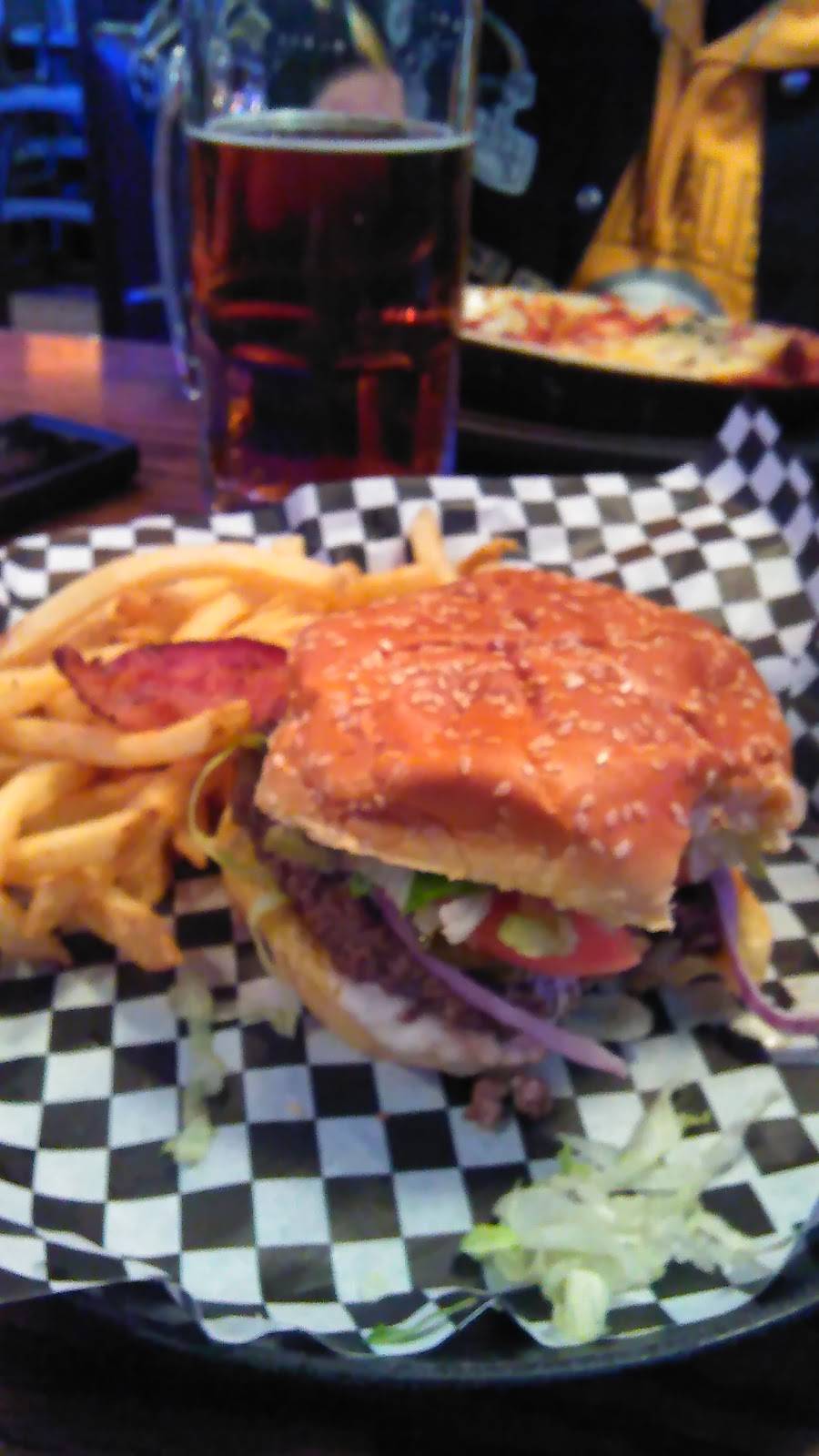 Smoky Mountain Brewery | restaurant | 743 Watkins Rd, Maryville, TN 37801, USA | 8652381900 OR +1 865-238-1900