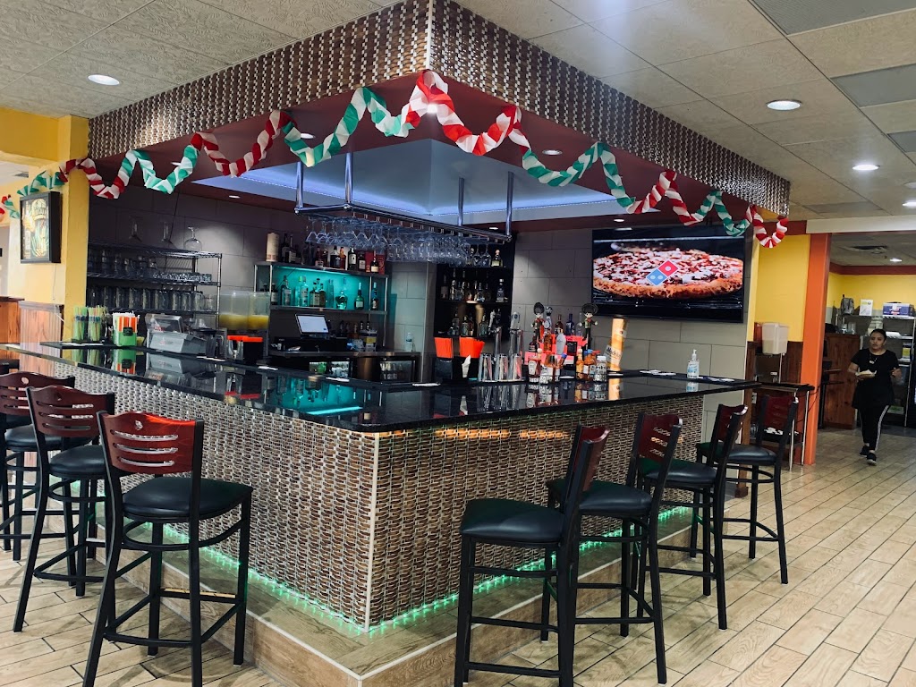 Los portales bar & grill | restaurant | 5816 Blaine Ave E, Inver Grove Heights, MN 55076, USA | 6512003349 OR +1 651-200-3349