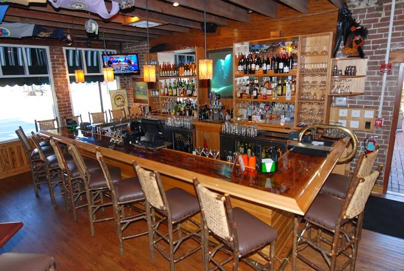 Great Outdoors Restaurant | restaurant | 65 N Main St, High Springs, FL 32643, USA | 3864541288 OR +1 386-454-1288