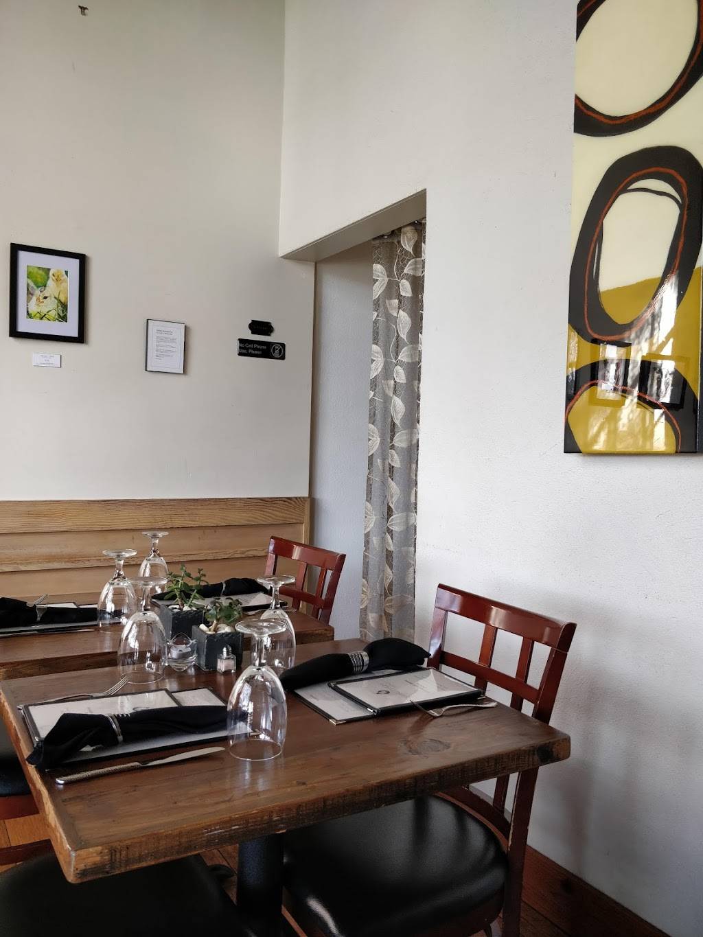 Sanctuary Bistro | restaurant | 1019 Camelia St, Berkeley, CA 94710, USA | 5105583381 OR +1 510-558-3381