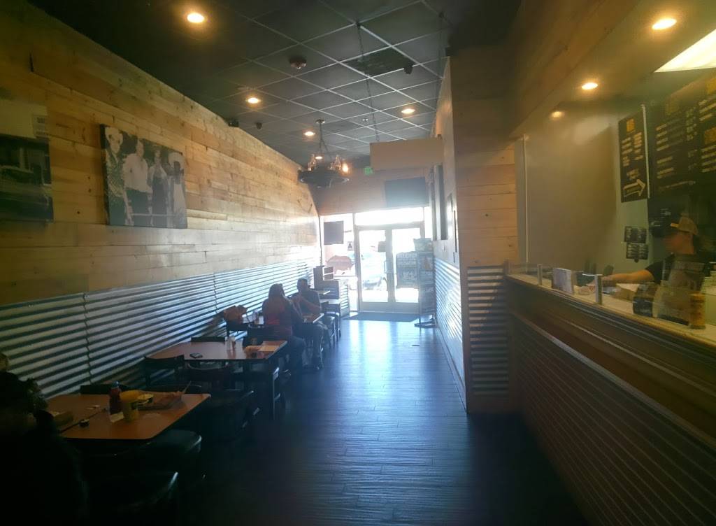 Dickeys Barbecue Pit | restaurant | 1668 E 2nd St, Beaumont, CA 92223, USA | 9512673480 OR +1 951-267-3480