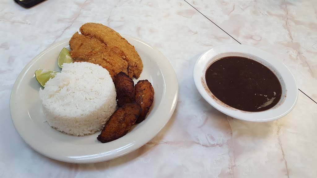 El Caribe Latin Flavor | restaurant | 3917 Palm Beach Blvd, Fort Myers, FL 33916, USA | 2392176153 OR +1 239-217-6153