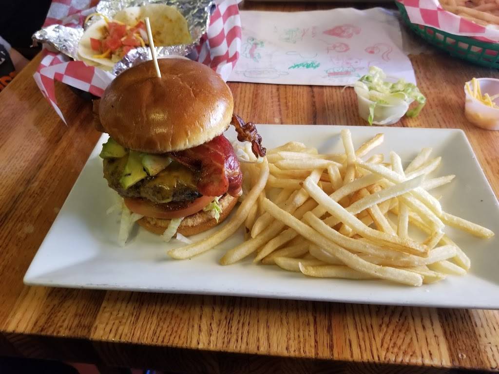 Longboards | restaurant | 440 High St #2, Portsmouth, VA 23704, USA | 7573994010 OR +1 757-399-4010